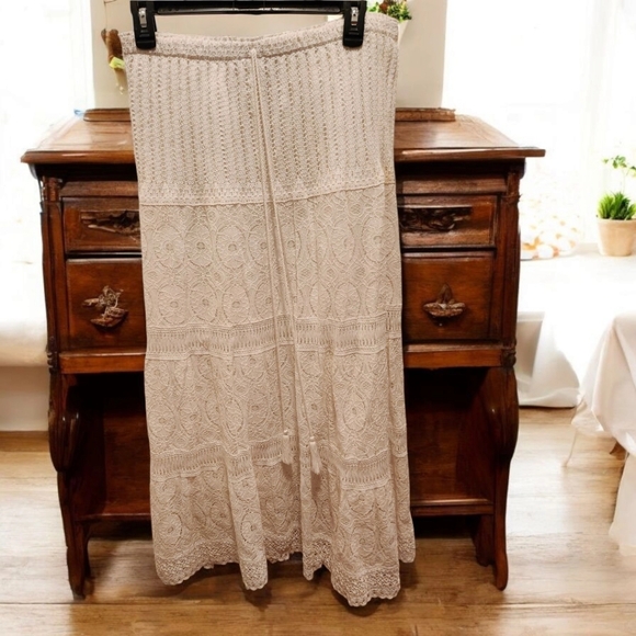 Vintage Bohemian Styled,Lined  White Skirt, Size L - Picture 2 of 9